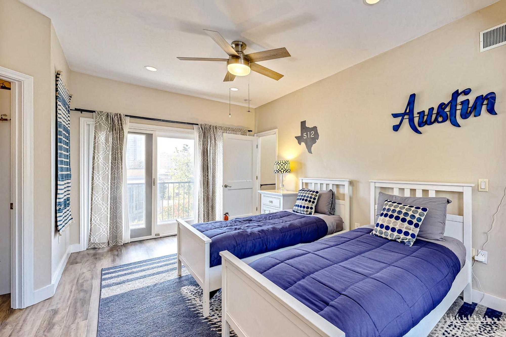 Encinal Condominiums Austin Room photo
