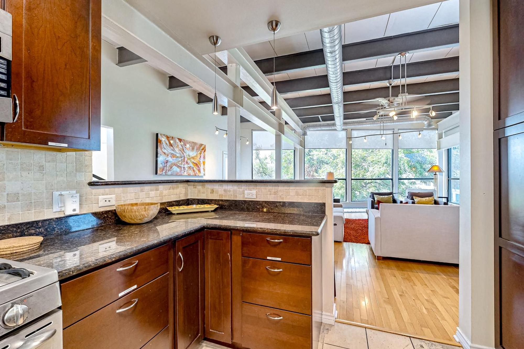 Encinal Condominiums Austin Room photo